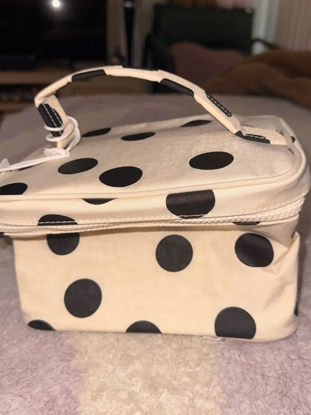BAGGU Cream Cosmetic Case with Black Polka Dots